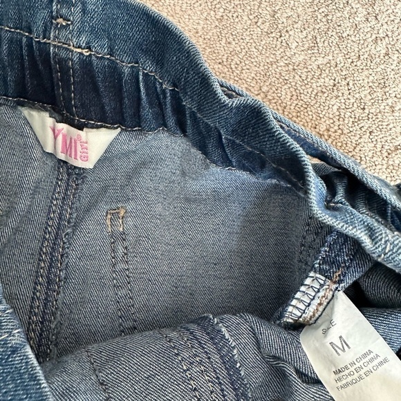 Girls YMI Jean belted short ym 10/12 - Picture 2 of 3
